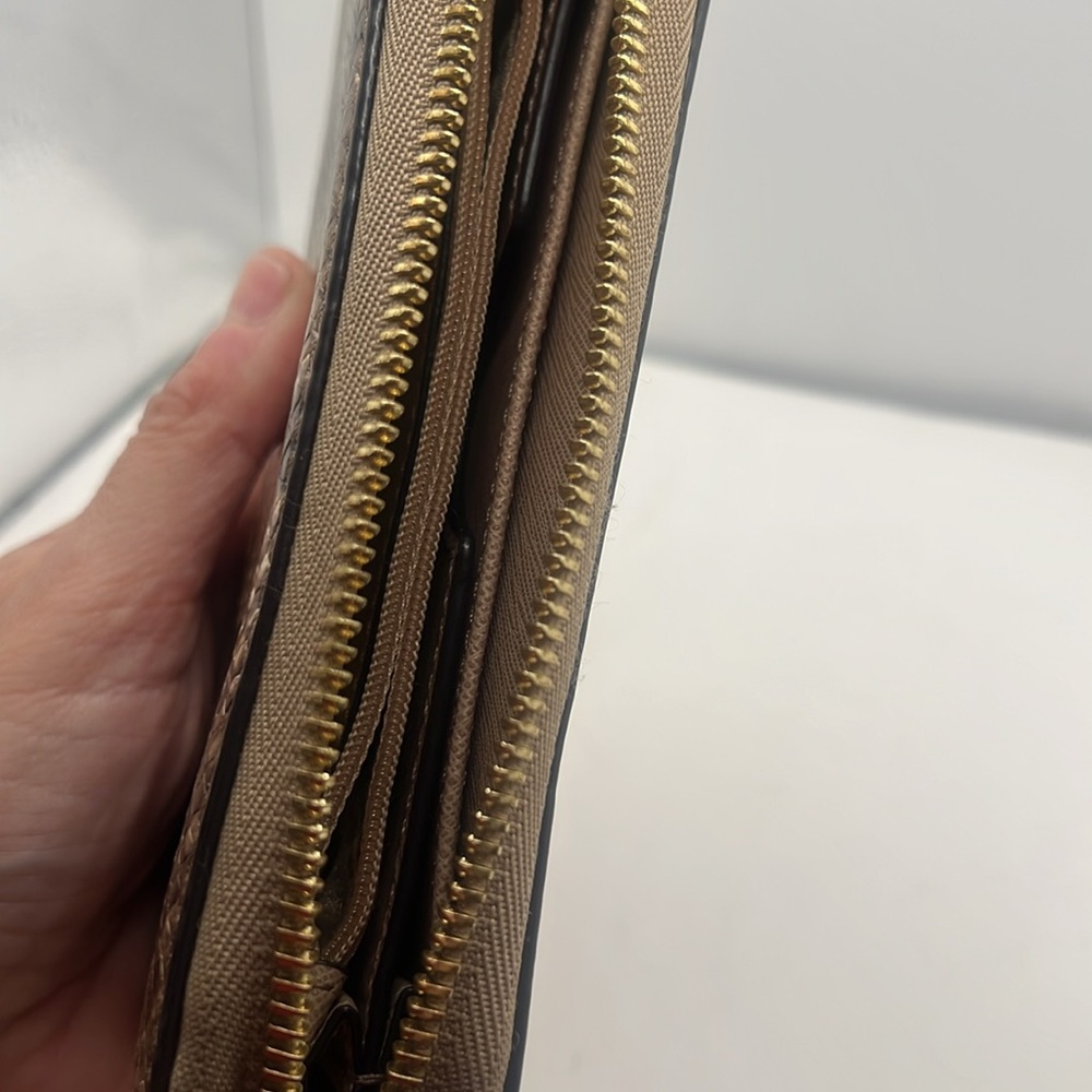 Michael Kors Snake Print Wallet jet set - Picture 12 of 15